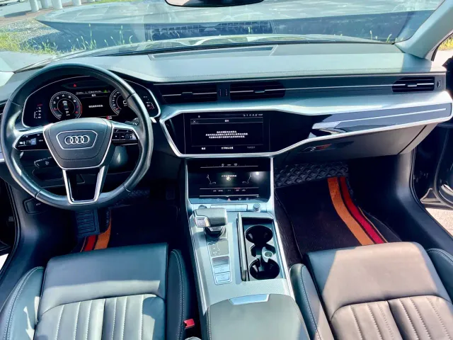 Audi A6L — Фото автомобиля 12