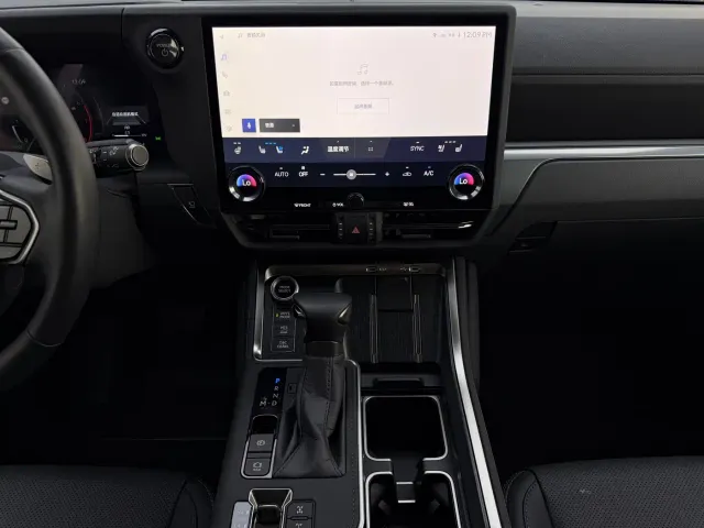 Lexus GX — Фото автомобиля 16