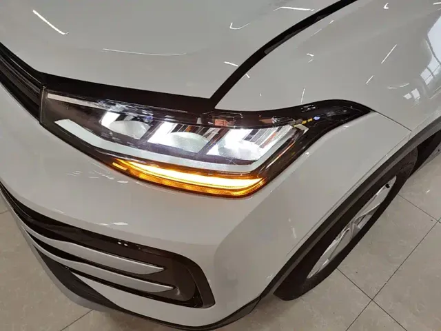 Volkswagen Tharu — Фото автомобиля 23