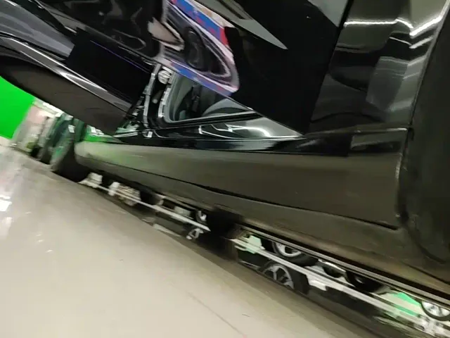 Tesla Model 3 — Фото автомобиля 20