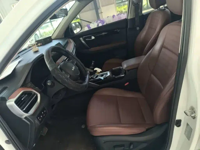 Kia Sportage — Фото автомобиля 14