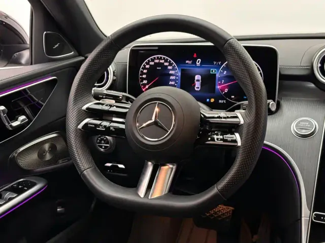 Mercedes-Benz C-Class — Фото автомобиля 12