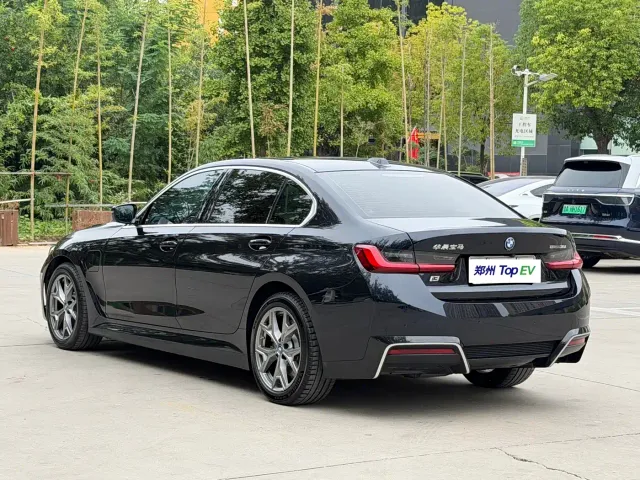 BMW BMW i3 2022 eDrive 35 L — Фото автомобиля 10
