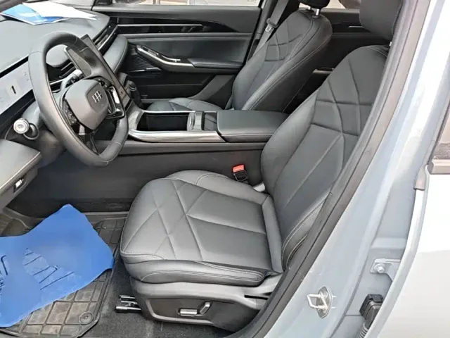 Geely Galaxy L6 — Фото автомобиля 14