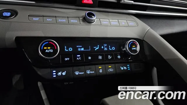 Hyundai Avante CN7 — Фото автомобиля 22