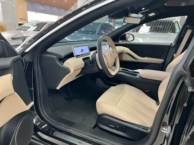 Nio ET5 Touring — Фото автомобиля 8