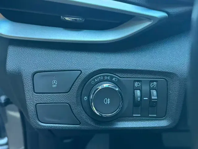 Chevrolet Orlando — Фото автомобиля 15