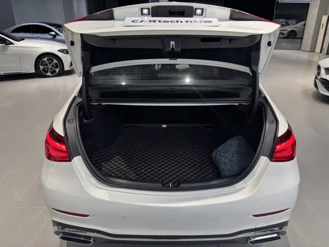 Mercedes-Benz C-Class — Фото автомобиля 19