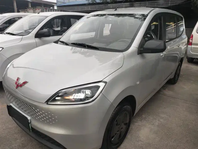Фотография автомобиля — Wuling Hongguang