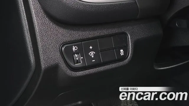 Kia Seltos New — Фото автомобиля 21