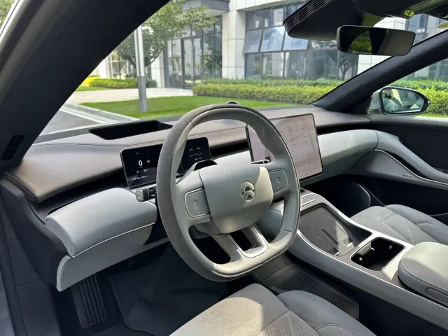 Nio ET5 Touring — Фото автомобиля 5