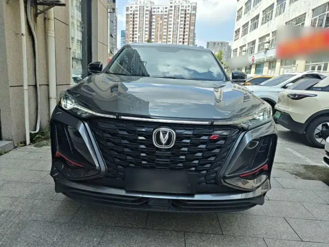 Changan CS75 Plus — Фото автомобиля 2