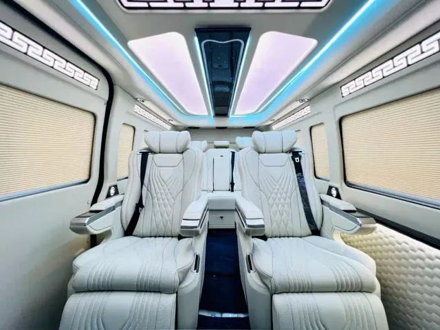 Toyota HIACE — Фото автомобиля 13