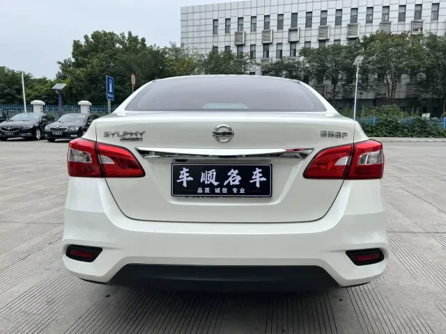 Nissan Sylphy — Фото автомобиля 6