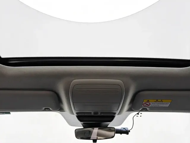 Mazda Axela — Фото автомобиля 12