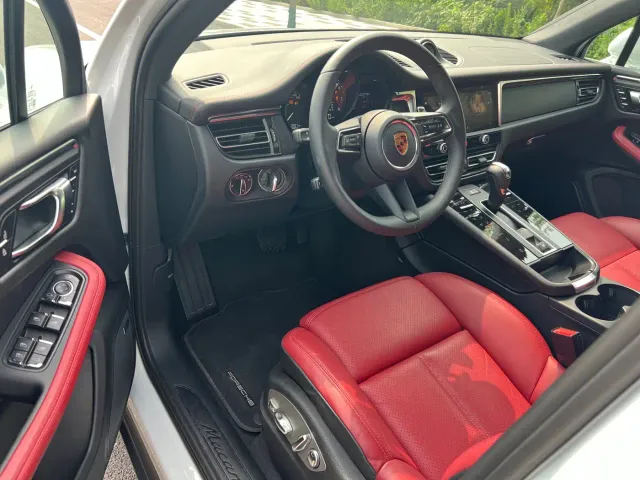 Porsche Macan — Фото автомобиля 4