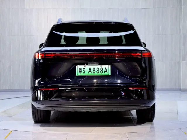 Xpeng G9 — Фото автомобиля 5