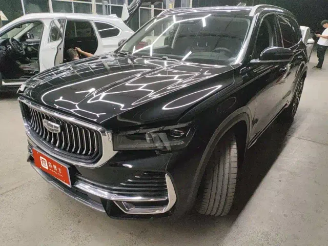 Фотография автомобиля — Geely Xingyue L