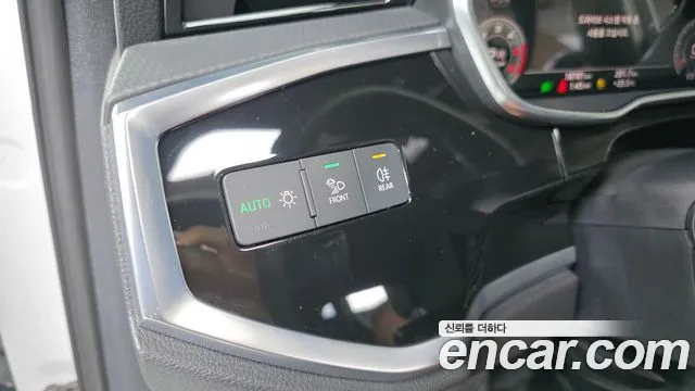 Audi Q3 35 TDI Premium — Фото автомобиля 14