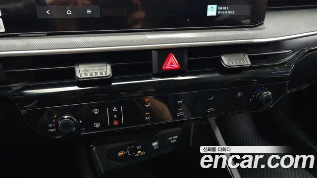 Kia K5 Новый K5 3 поколение 2.0 LPi(Для проката) — Фото автомобиля 17