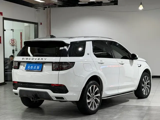 Land Rover Discovery Sport — Фото автомобиля 6