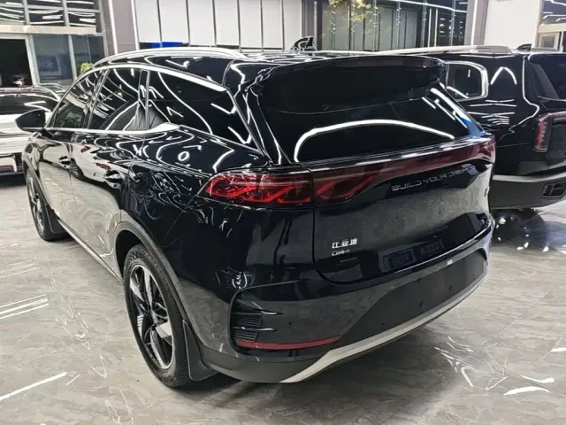 BYD Tang — Фото автомобиля 4