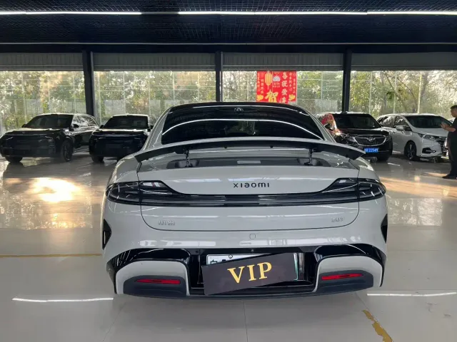 Xiaomi SU7 — Фото автомобиля 2