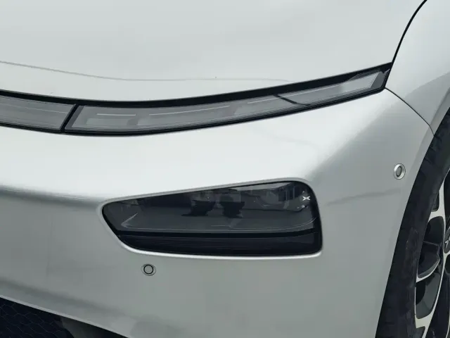 Xpeng P7 — Фото автомобиля 6