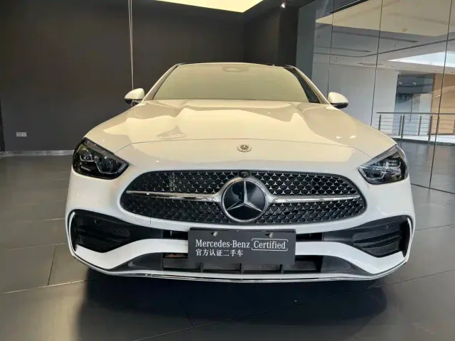 Mercedes-Benz C-Class — Фото автомобиля 2