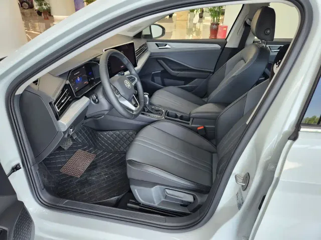 Volkswagen Sagitar — Фото автомобиля 2