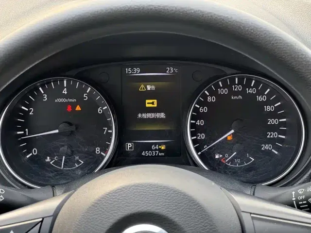Nissan Qashqai — Фото автомобиля 17