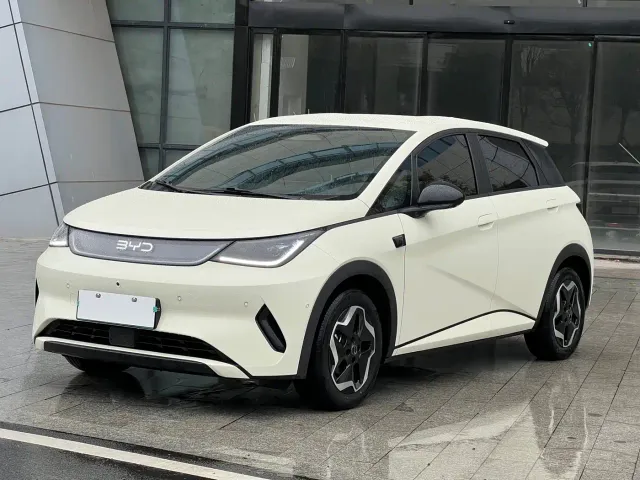 Фотография автомобиля — BYD Dolphin