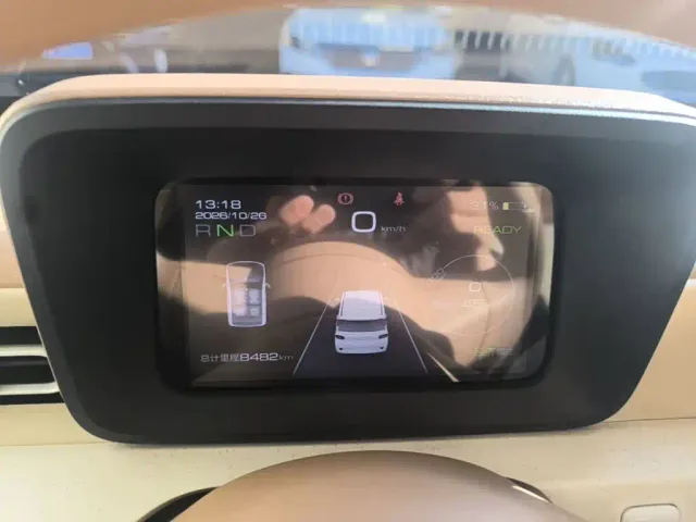 Wuling Hongguang Mini EV — Фото автомобиля 11