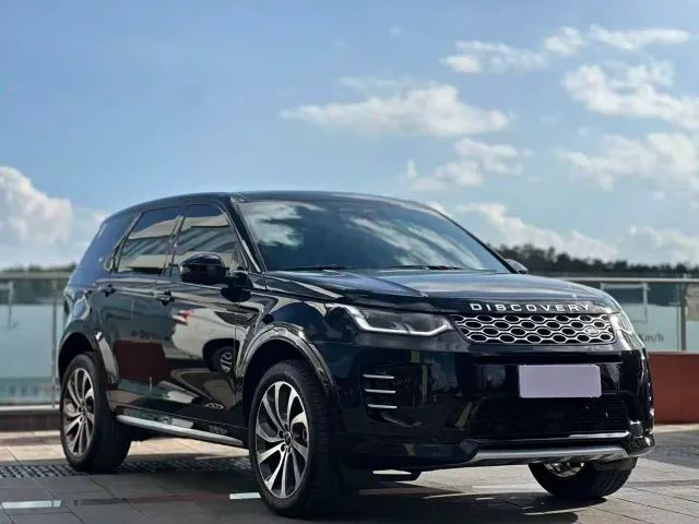 Land Rover Discovery Sport — Фото автомобиля 3