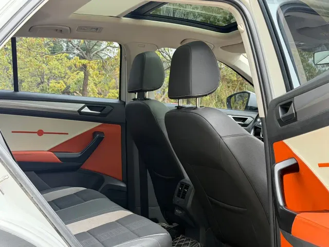 Volkswagen T-Roc — Фото автомобиля 9