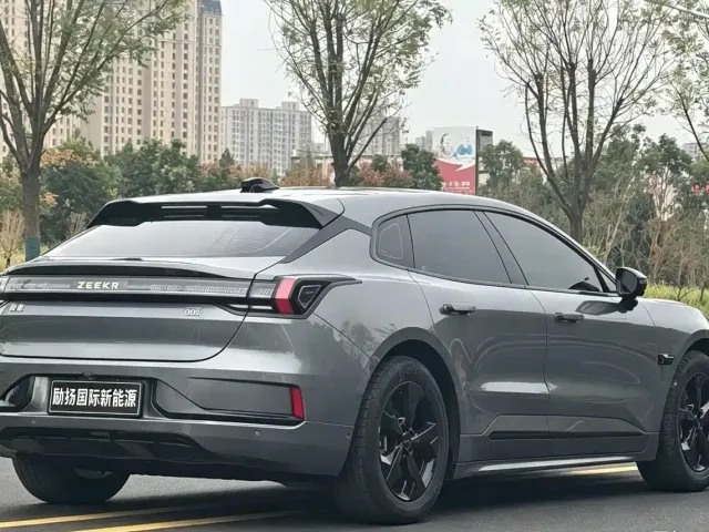 ZEEKR Zeekr 001 2022 Ultra Long Range Single Motor WE Edition — Фото автомобиля 9