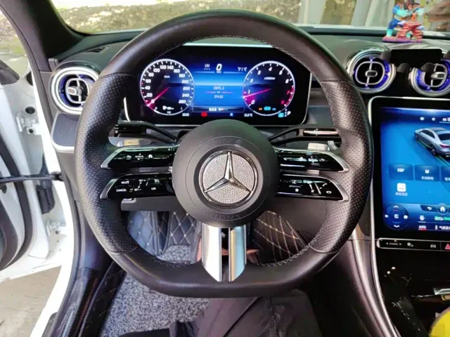 Mercedes-Benz C-Class — Фото автомобиля 10