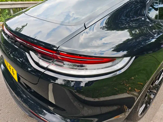 Porsche Panamera — Фото автомобиля 27