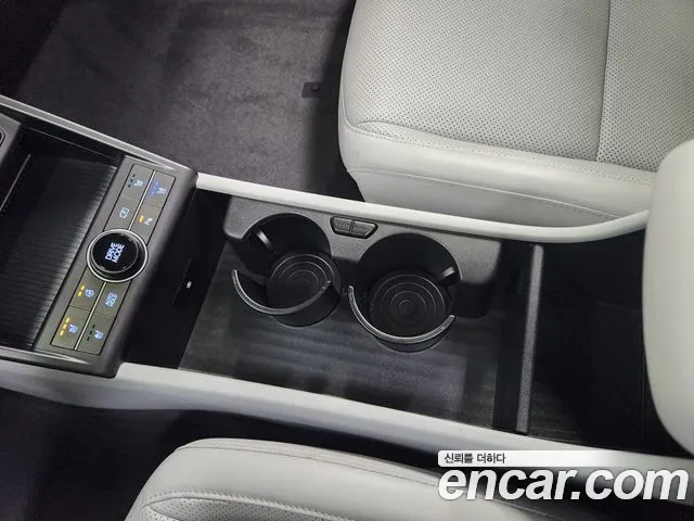 Hyundai Kona SX2 — Фото автомобиля 12