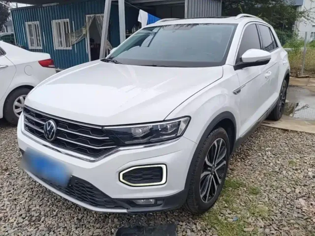 Фотография автомобиля — Volkswagen T-Roc