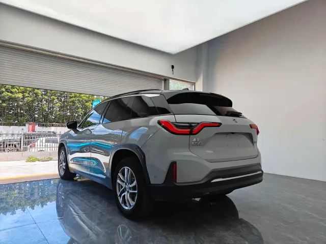 Nio ES6 — Фото автомобиля 6