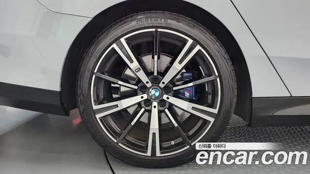 BMW 5-Series 5 серия (G60) 530i xDrive M Sport — Фото автомобиля 5