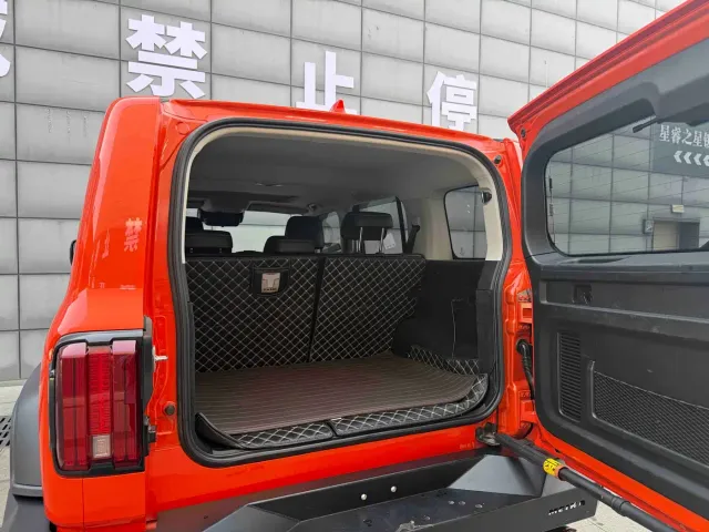 Tank 300 — Фото автомобиля 9