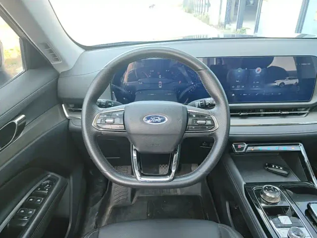 Ford Lingrui — Фото автомобиля 10