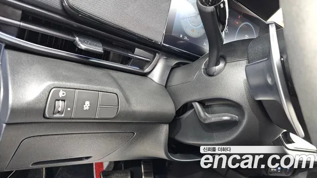 Hyundai AVANTE — Фото автомобиля 24