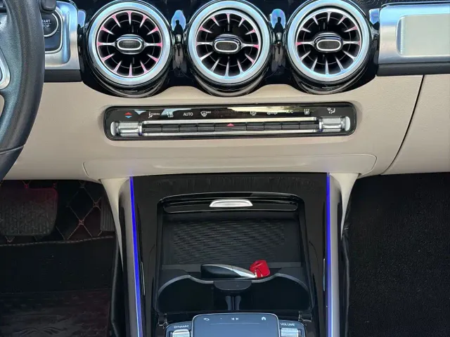 Mercedes-Benz EQB — Фото автомобиля 14