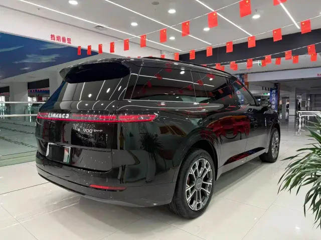 Lynk & Co 900 — Фото автомобиля 6