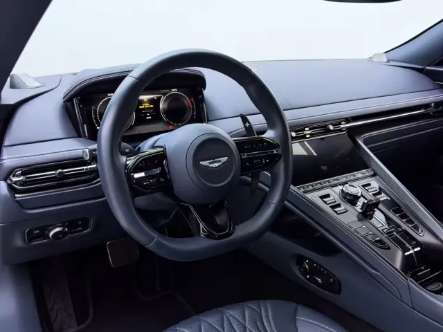 Aston Martin DB12 — Фото автомобиля 19