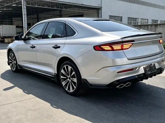 Geely Xingrui — Фото автомобиля 6