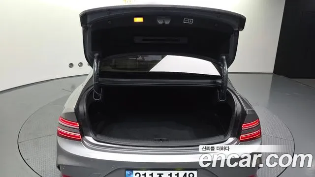 Genesis G80 Бензин 2.5 турбо AWD — Фото автомобиля 19